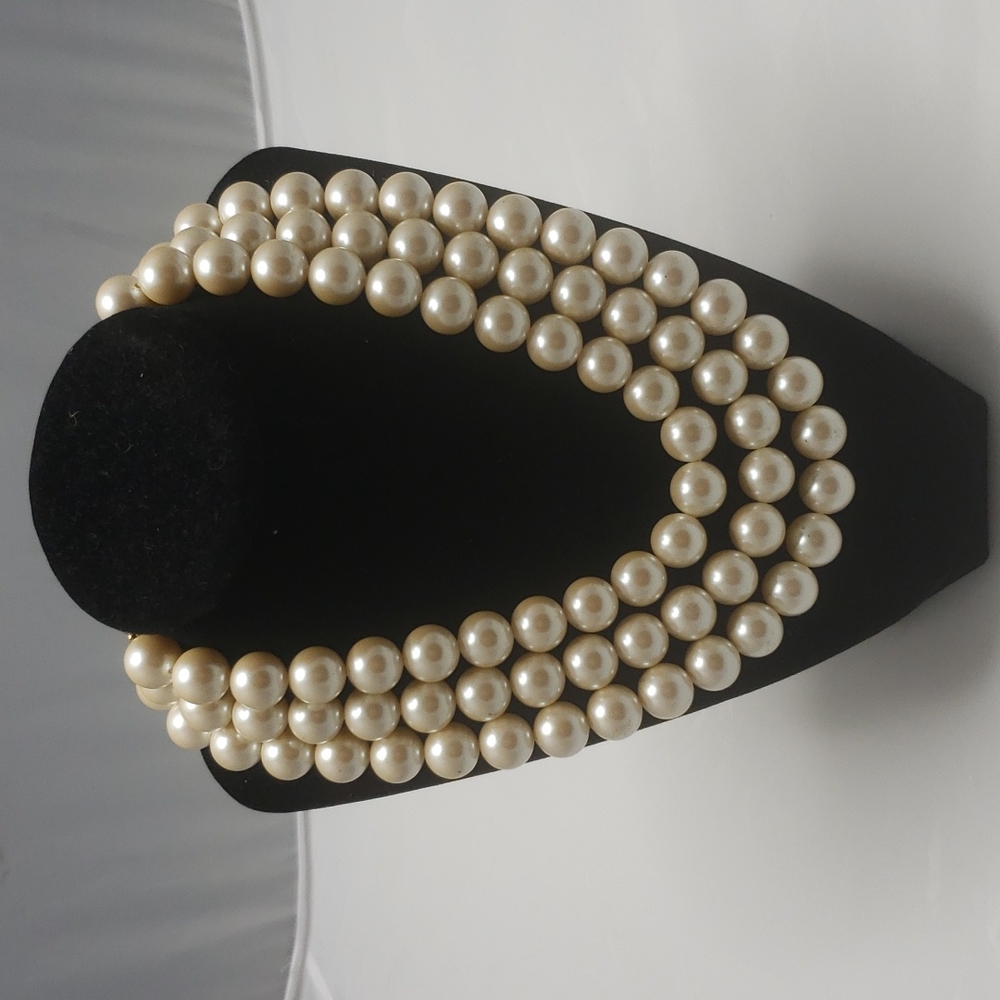 MONET THREE STRAND NECKLACE( faux vintage)